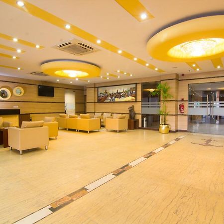 The Amadablam Hotel Katmandu Dış mekan fotoğraf