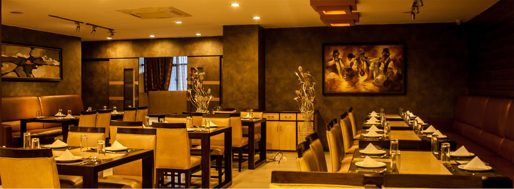 The Amadablam Hotel Katmandu Dış mekan fotoğraf