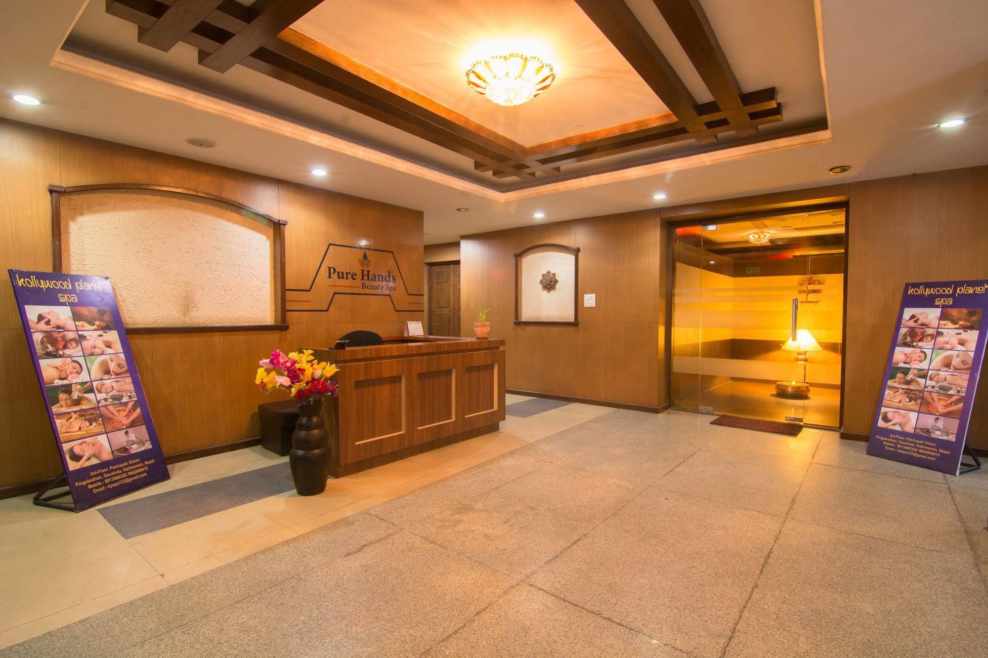 The Amadablam Hotel Katmandu Dış mekan fotoğraf