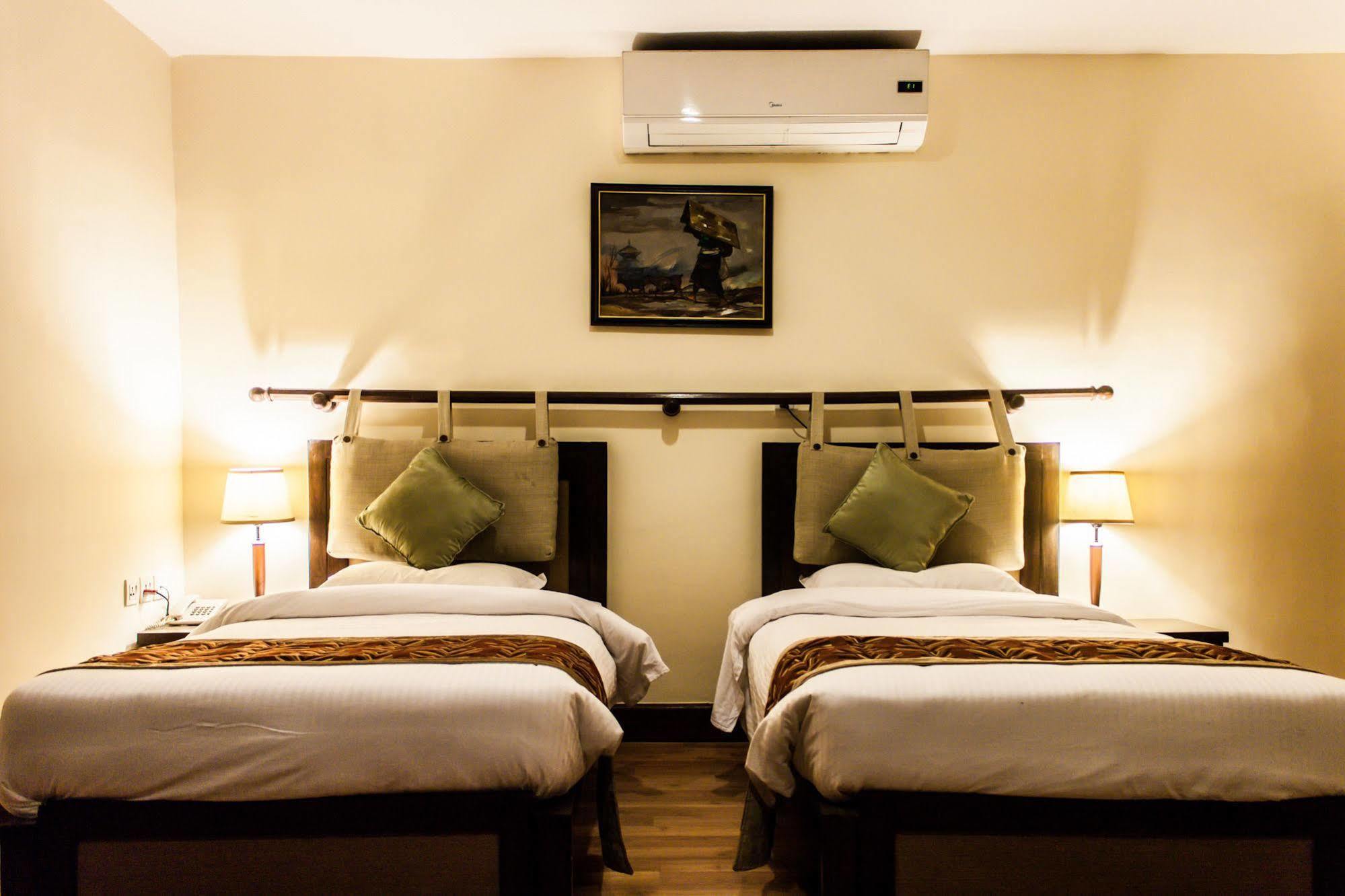 The Amadablam Hotel Katmandu Dış mekan fotoğraf