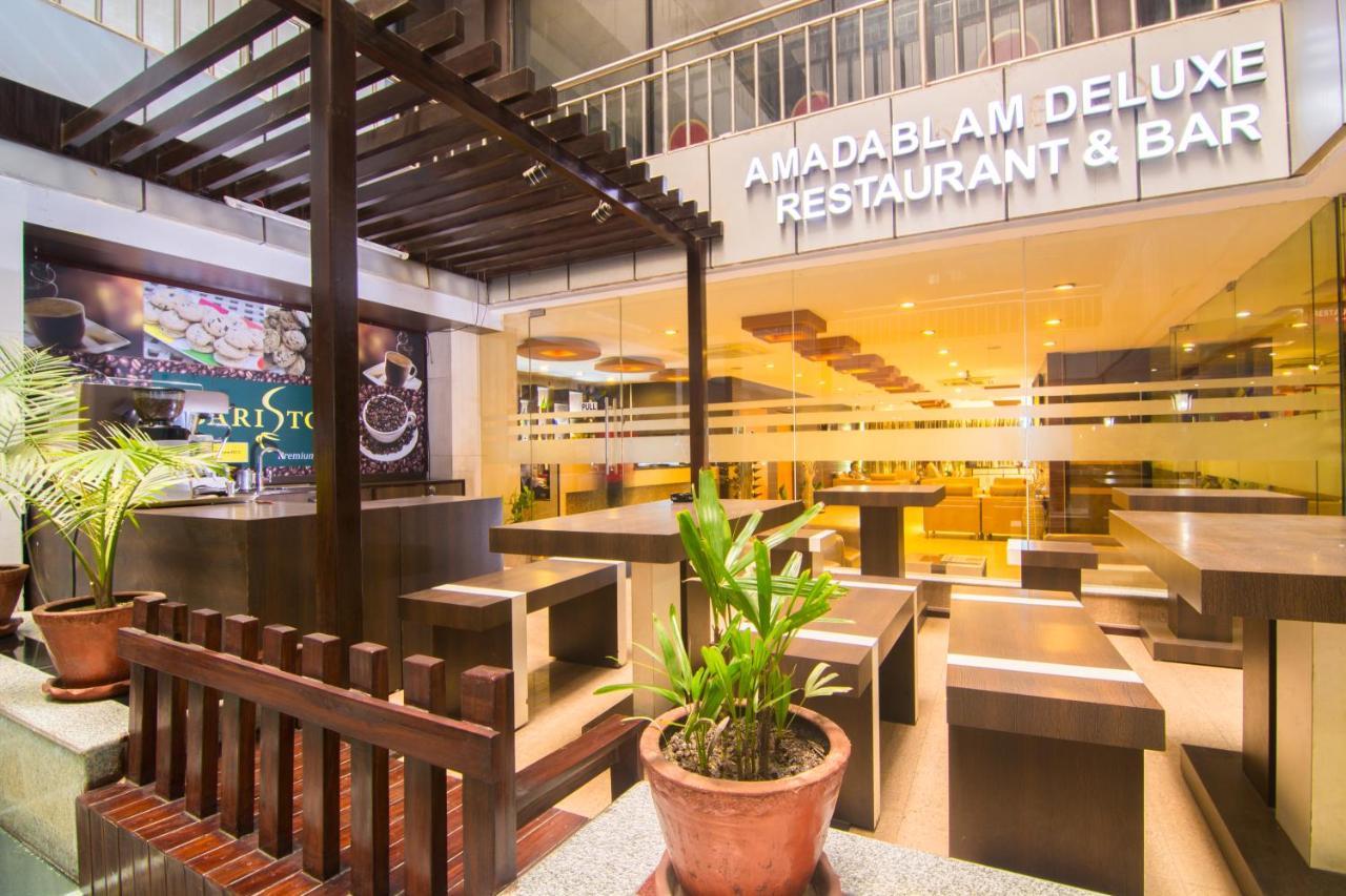The Amadablam Hotel Katmandu Dış mekan fotoğraf
