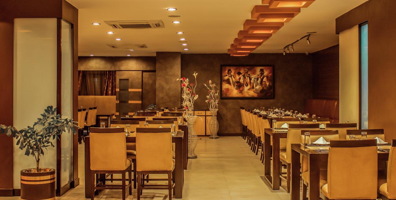 The Amadablam Hotel Katmandu Dış mekan fotoğraf